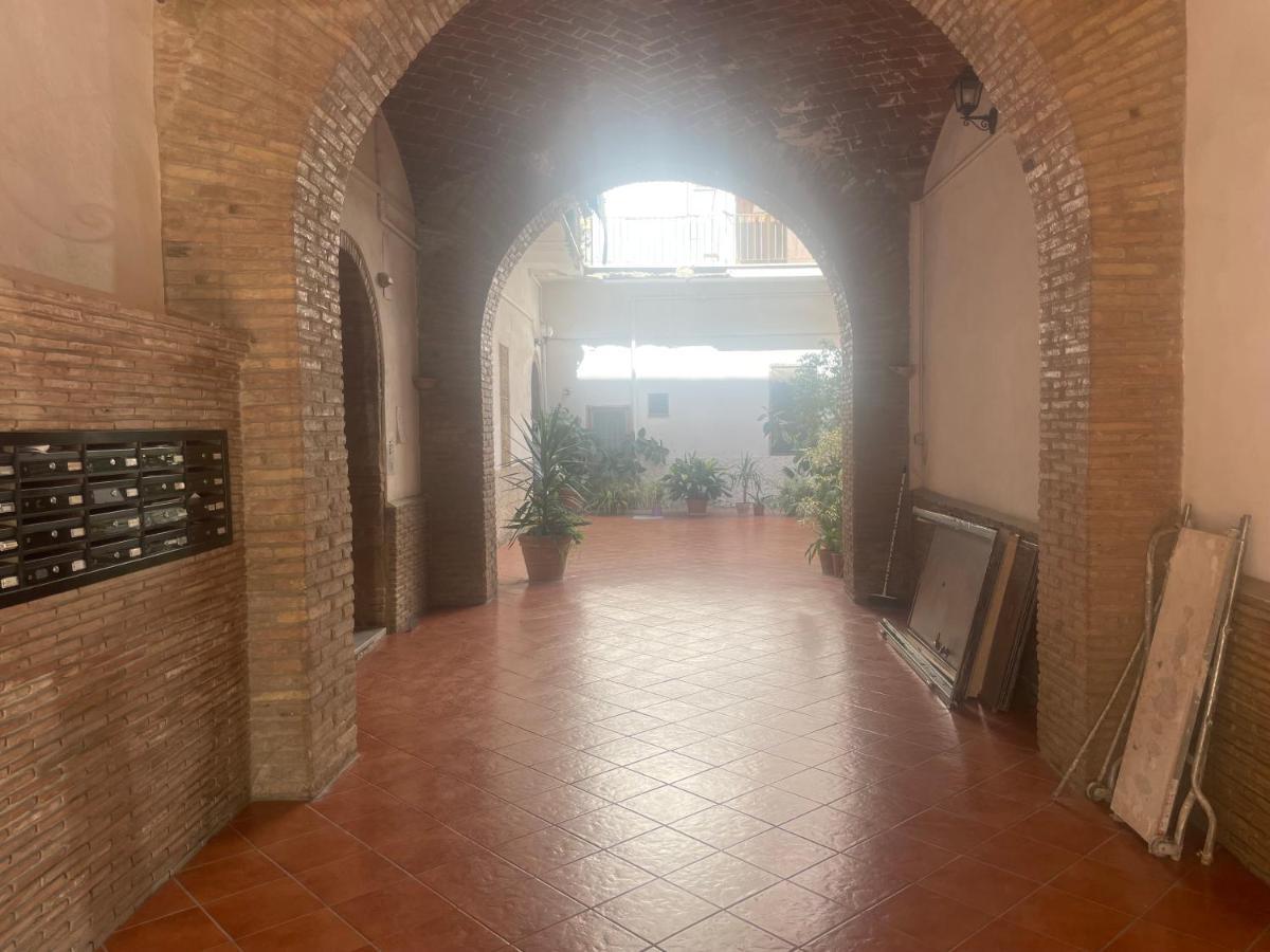 Be Your Home - Grazioso Monolocale Tra Porto E Stazione Civitavecchia Kültér fotó